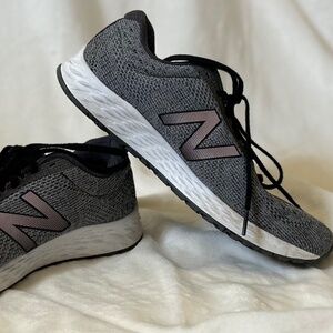 New Balance Arishi Sneakers